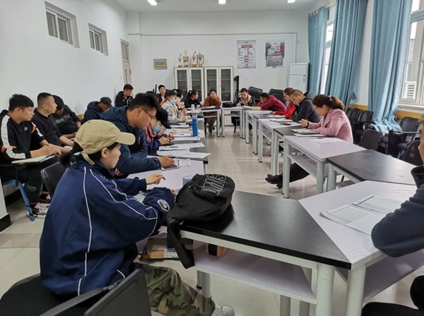 体育教研室召开2021年度学生体质健康测试暨第十三届田径运动会筹备部署工作会议