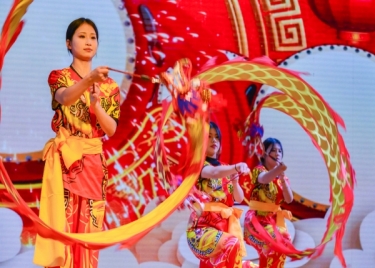 律动操舞，魅力华章！2024年操舞类俱乐部高级会员教学成果展演暨校园体育活动颁奖仪式举行