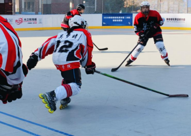 载誉而归！我校轮滑冰球队圆满完成省联赛征程