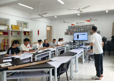 通识教育部组织开展新教师试讲工作